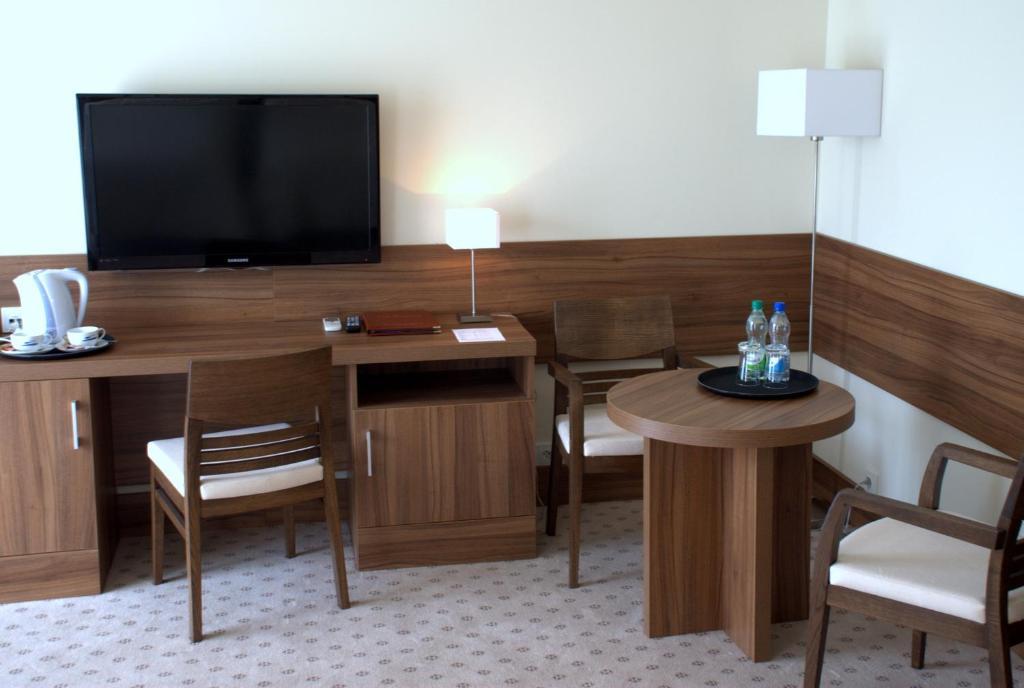 Hotel Termy Palacowe Наленчув Номер фото