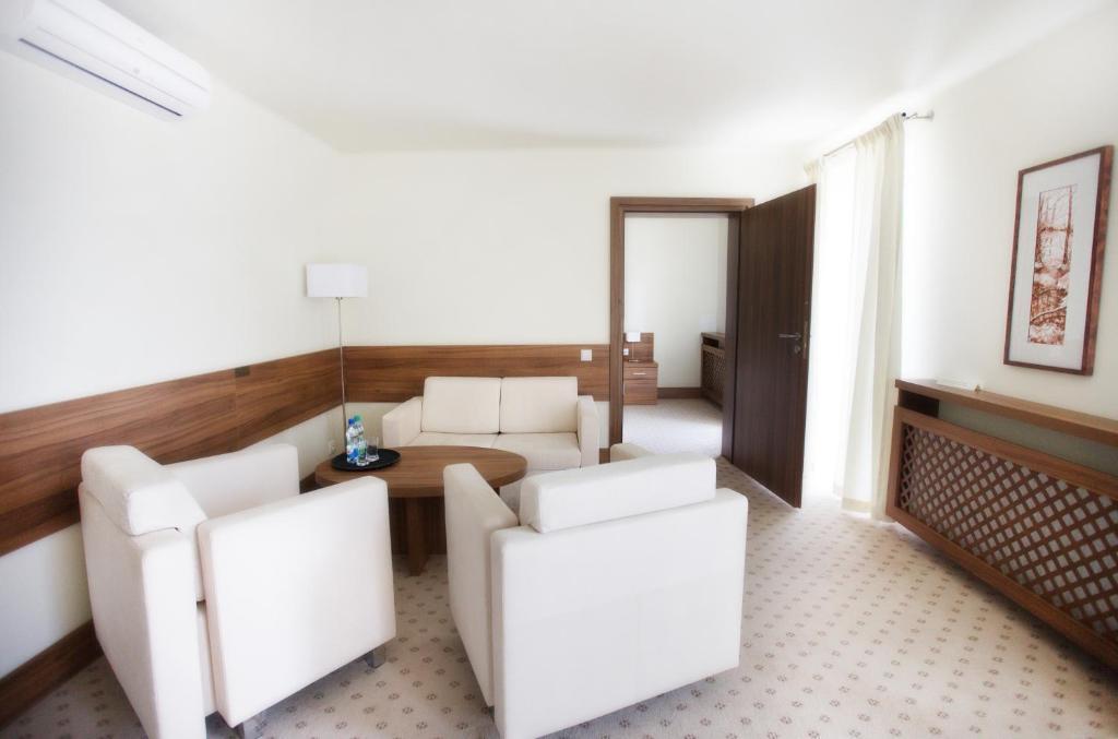 Hotel Termy Palacowe Наленчув Номер фото